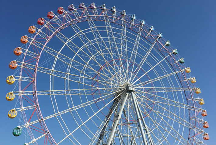 Ferris wheel 100m